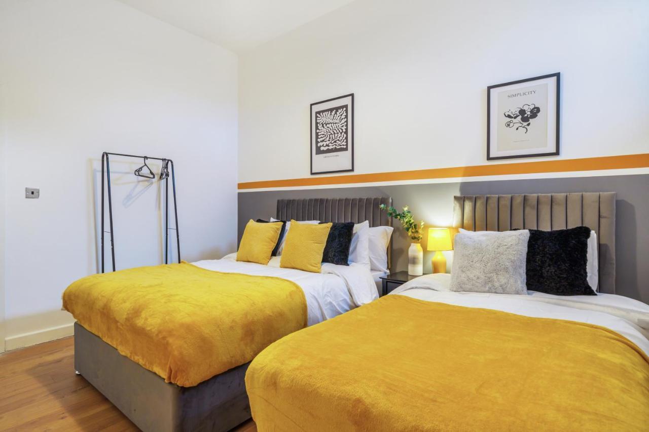 Spacious City Centre Apartment - Sleeps 8 Liverpool Dış mekan fotoğraf